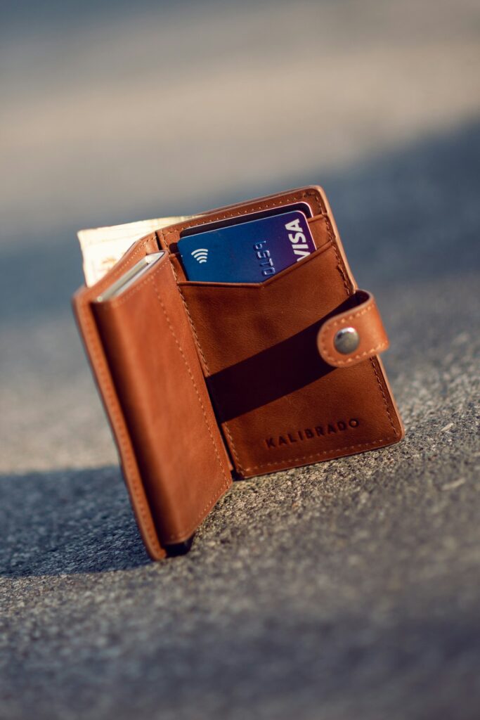 Compact Cardholder Wallet